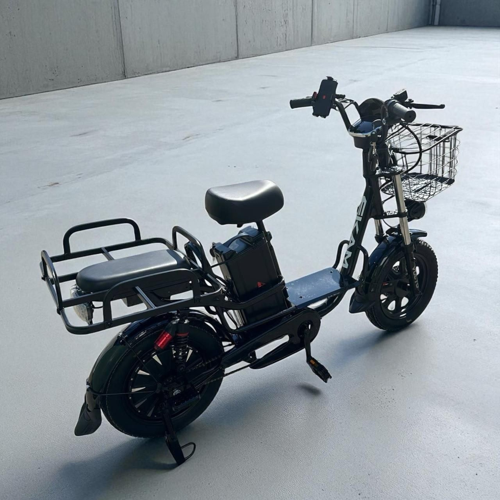 Электровелосипед Minako Monster EKAM 2000W 60V 30Ah — изображение 5