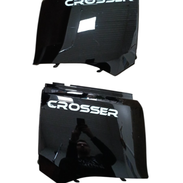 Пластик боковой заднего корпуса Л+П для Crosser CR-9